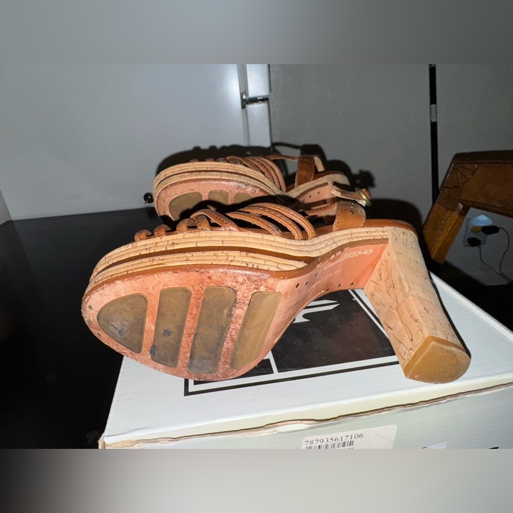 Frye platforms - Picture 5 of 6